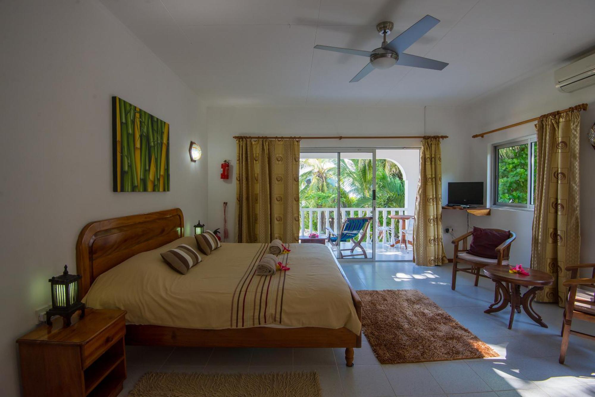 Le Tropique Villa Grand Anse  Room photo